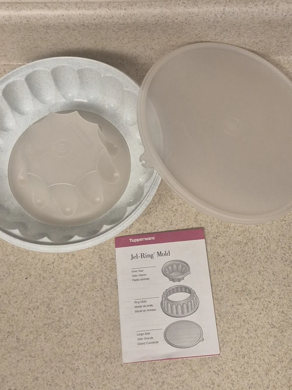 Tupperware Speckled Grey Jel-Ring Mold with Inner Release Core